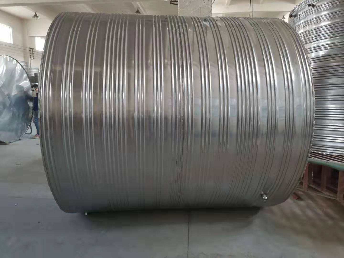 不锈钢圆桶水箱